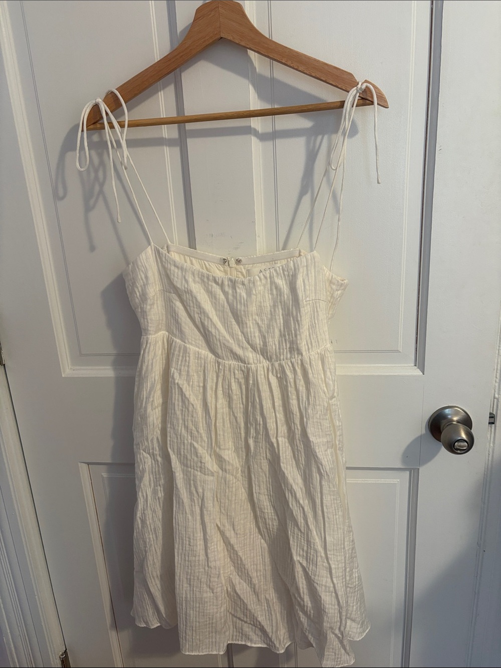 Astr White Tie-Strap Summer Dress